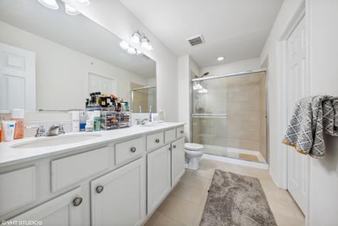 3S616 Everton Drive Warrenville IL 60555