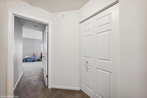 3S616 Everton Drive Warrenville IL 60555