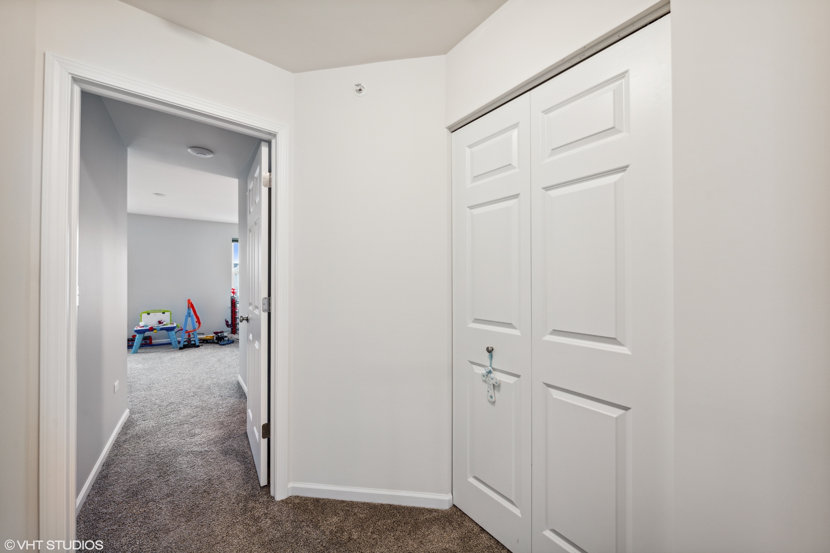 3S616 Everton Drive Warrenville IL 60555