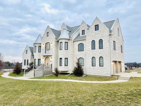 16810 Springfield Road Pekin IL 61554