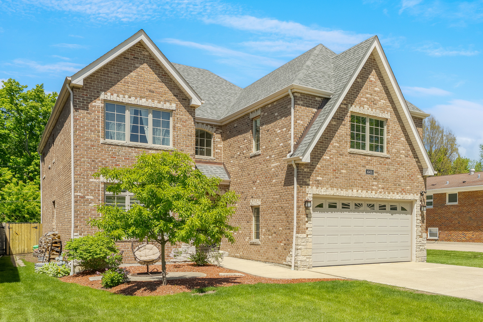 643 West Crockett Avenue Elmhurst IL 60126