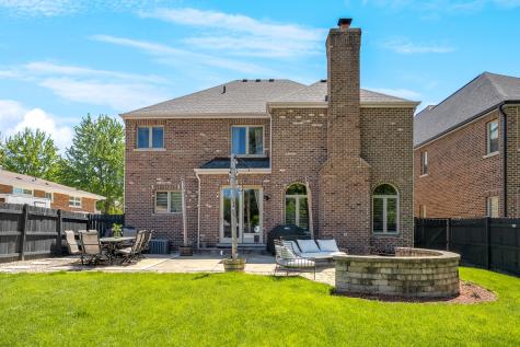 643 West Crockett Avenue Elmhurst IL 60126