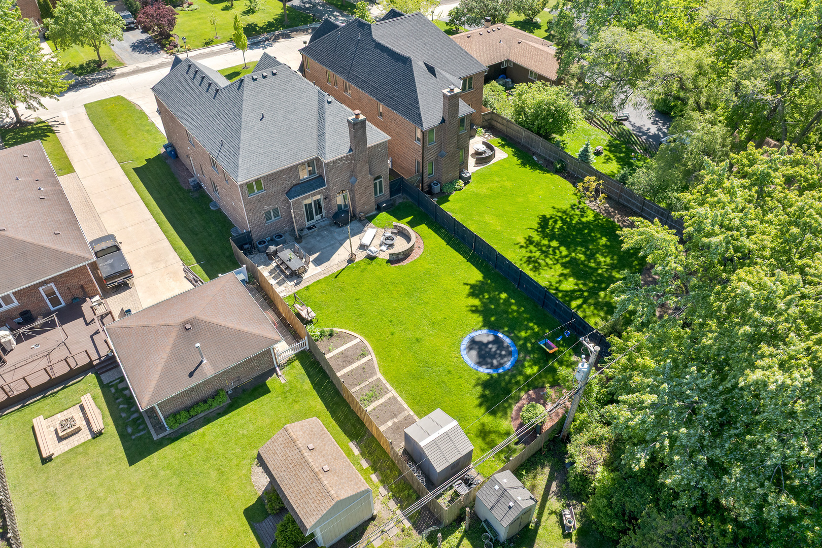 643 West Crockett Avenue Elmhurst IL 60126