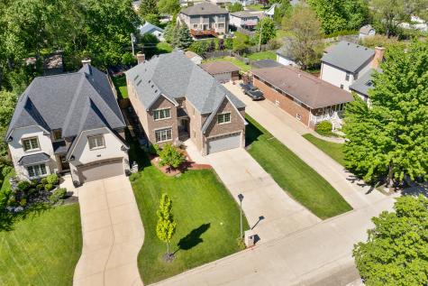 643 West Crockett Avenue Elmhurst IL 60126