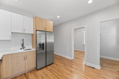 929 North Latrobe Avenue Chicago IL 60651