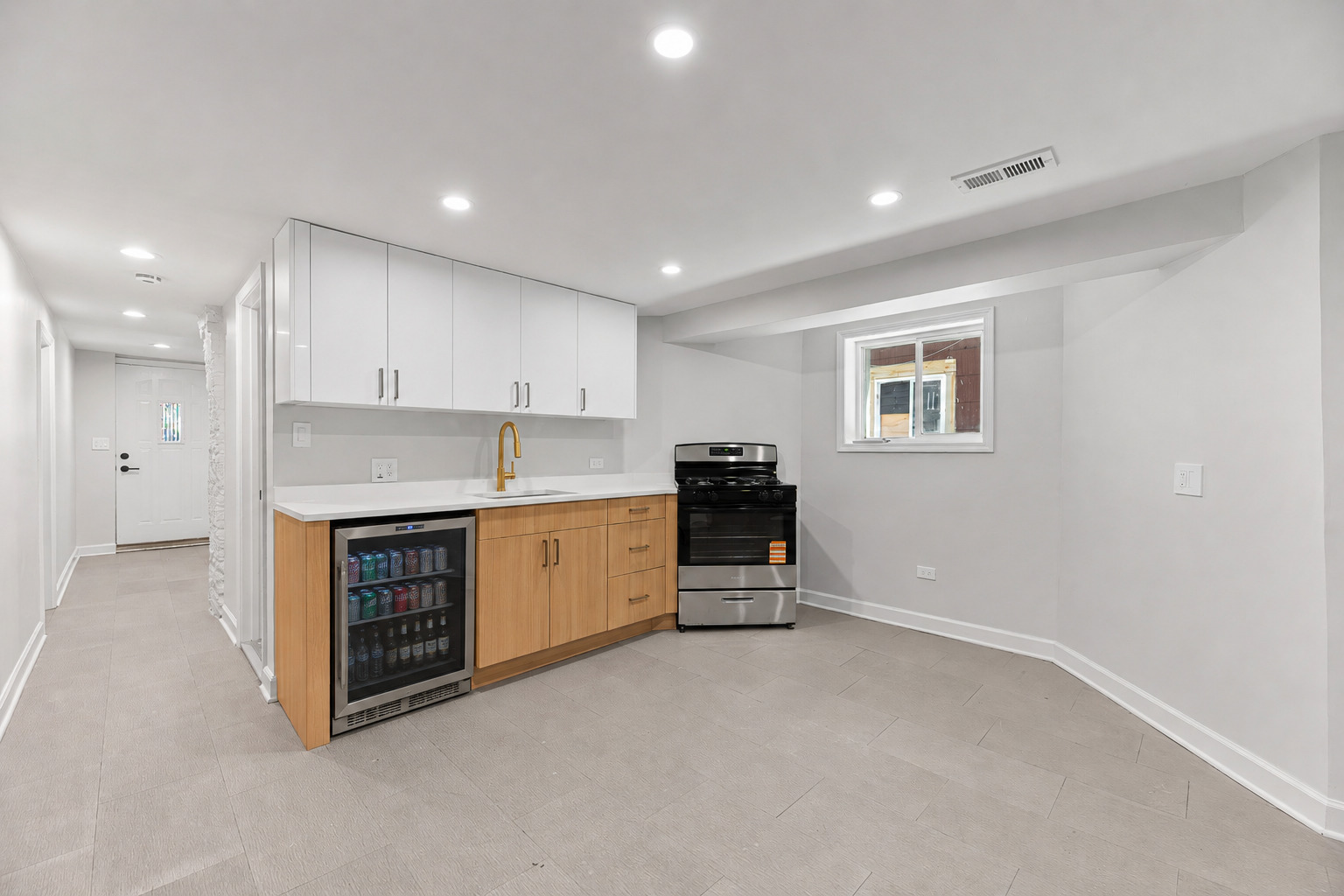 929 North Latrobe Avenue Chicago IL 60651