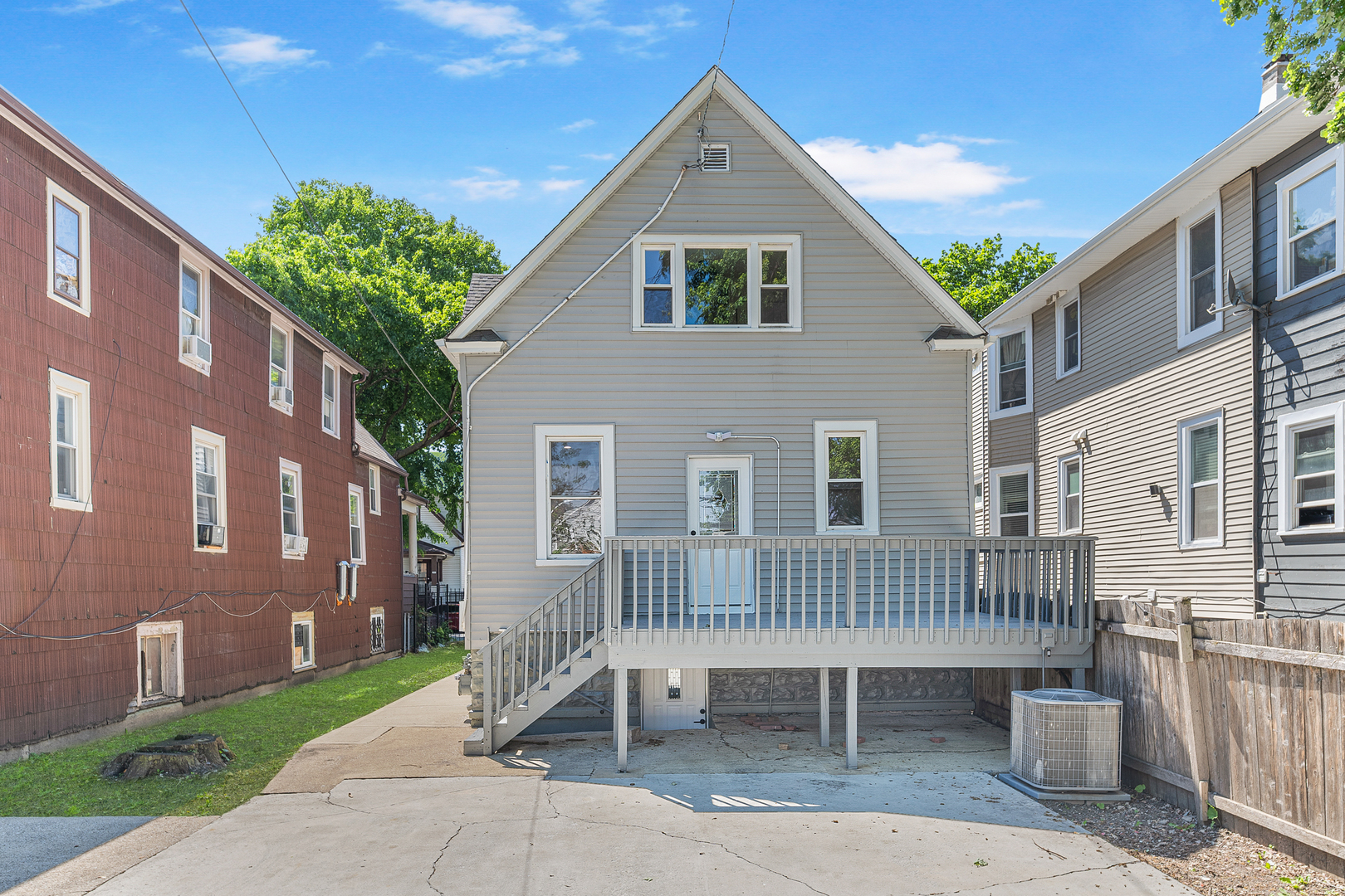 929 North Latrobe Avenue Chicago IL 60651