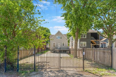 929 North Latrobe Avenue Chicago IL 60651