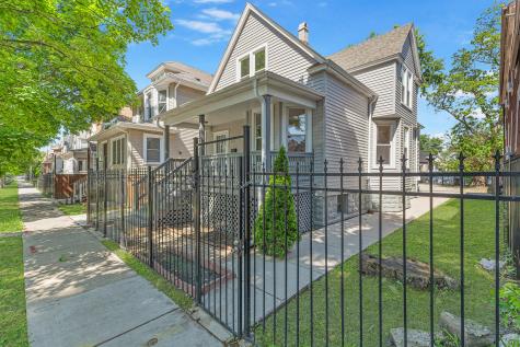 929 North Latrobe Avenue Chicago IL 60651