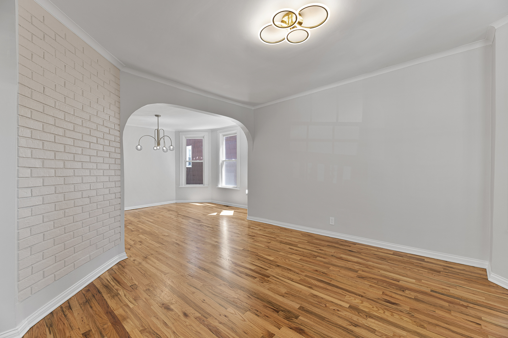 929 North Latrobe Avenue Chicago IL 60651