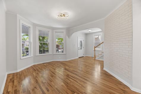 929 North Latrobe Avenue Chicago IL 60651
