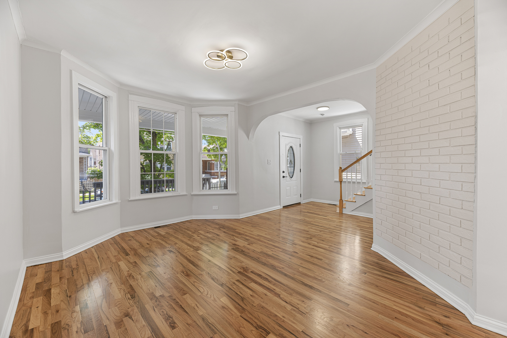 929 North Latrobe Avenue Chicago IL 60651