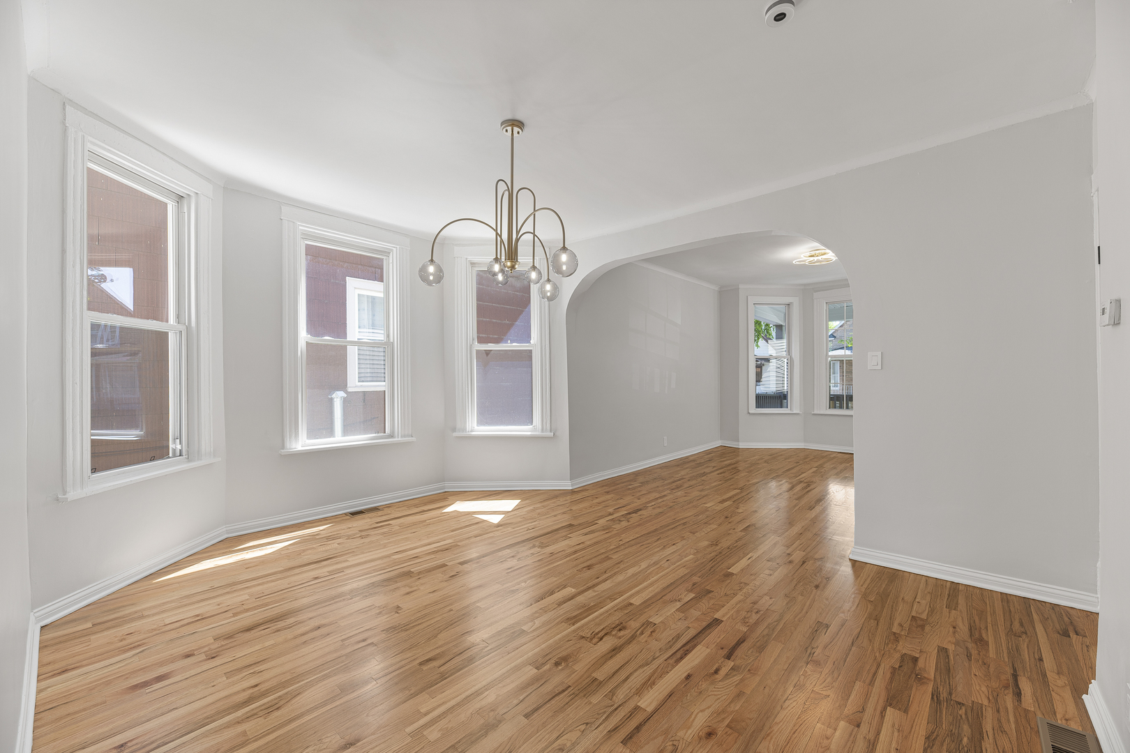 929 North Latrobe Avenue Chicago IL 60651