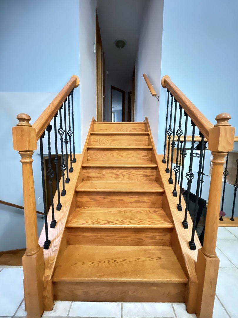 7051 West 64th Place Chicago IL 60638