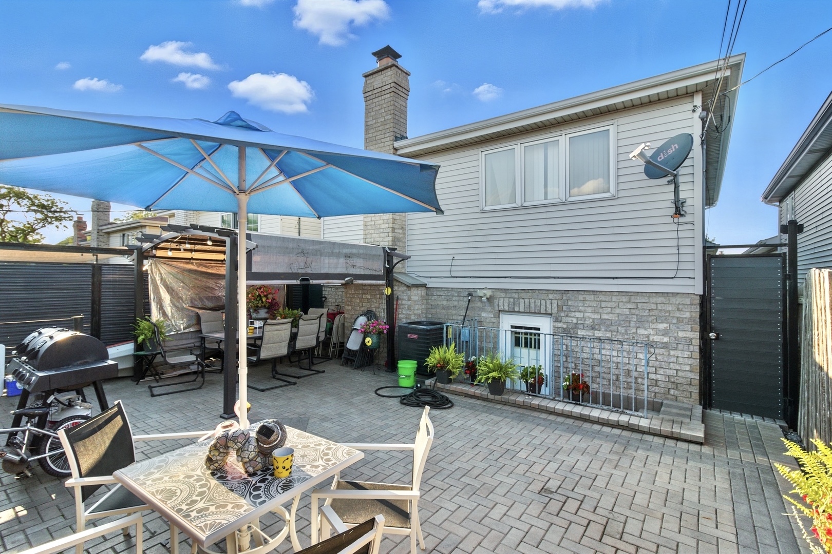 7051 West 64th Place Chicago IL 60638