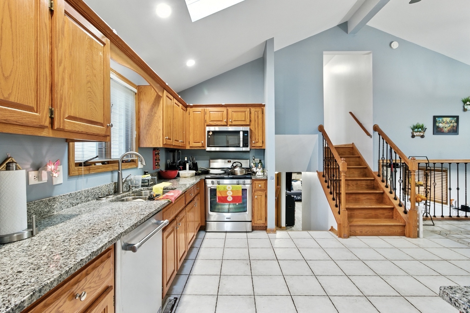 7051 West 64th Place Chicago IL 60638