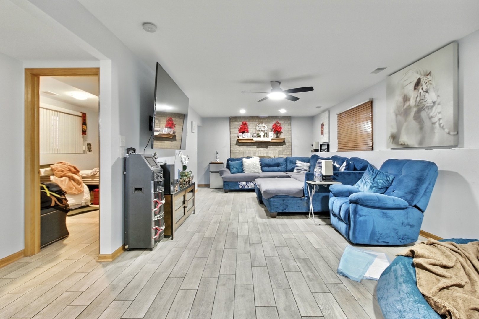 7051 West 64th Place Chicago IL 60638