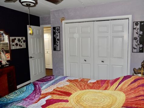 108 Kenneth Circle Elgin IL 60120