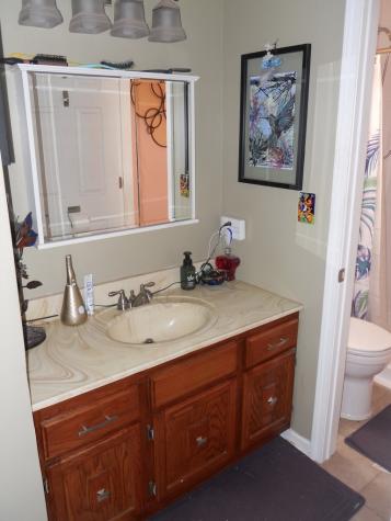 108 Kenneth Circle Elgin IL 60120
