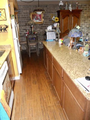 108 Kenneth Circle Elgin IL 60120
