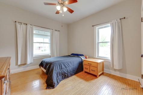 1027 St John Street Elgin IL 60120