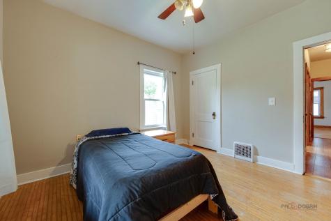 1027 St John Street Elgin IL 60120