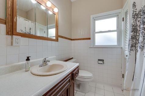 1027 St John Street Elgin IL 60120