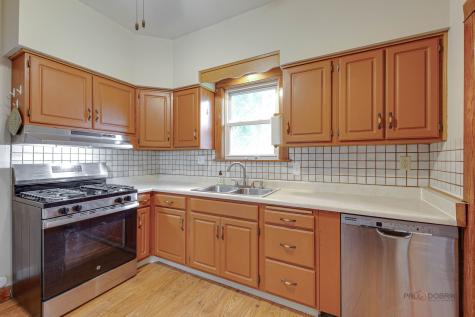1027 St John Street Elgin IL 60120