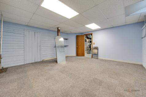 1027 St John Street Elgin IL 60120