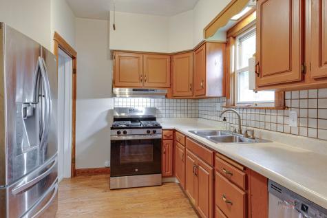 1027 St John Street Elgin IL 60120
