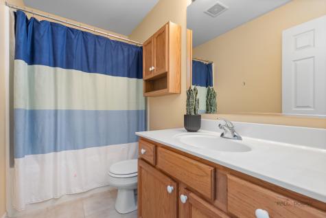 332 Colonial Drive Vernon Hills IL 60061