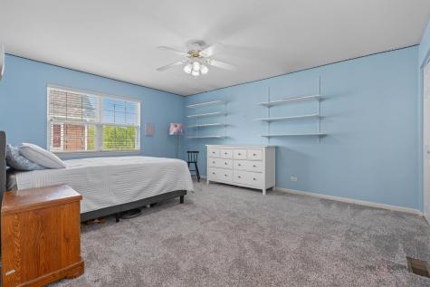 332 Colonial Drive Vernon Hills IL 60061