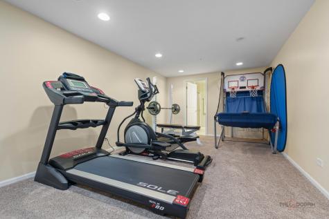 332 Colonial Drive Vernon Hills IL 60061