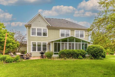 332 Colonial Drive Vernon Hills IL 60061