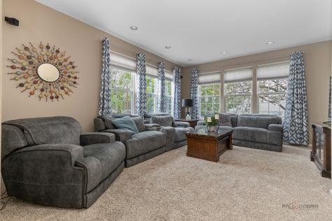 332 Colonial Drive Vernon Hills IL 60061
