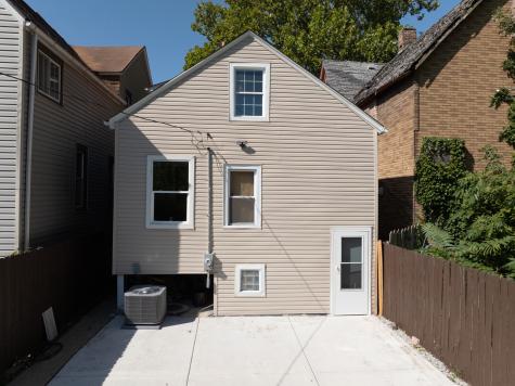 8117 South Burnham Avenue Chicago IL 60617