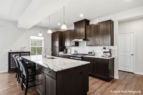 7443 Alexandra Lane Union IL 60180