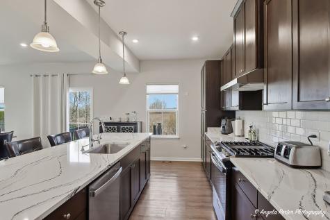 7443 Alexandra Lane Union IL 60180