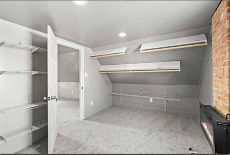 32 166TH Place Calumet City IL 60409