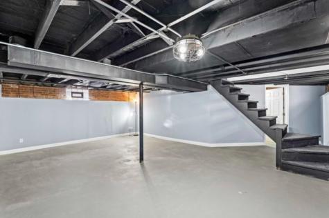 32 166TH Place Calumet City IL 60409