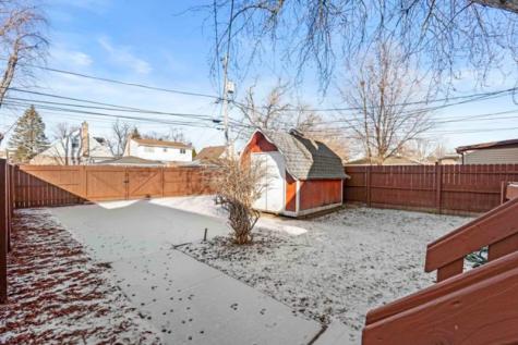 32 166TH Place Calumet City IL 60409