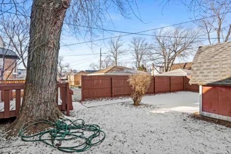 32 166TH Place Calumet City IL 60409