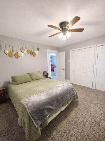 210 East 6th Avenue Clifton IL 60927