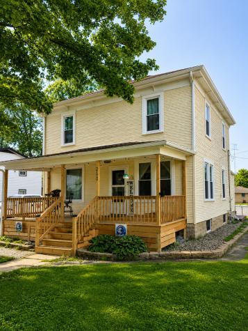 210 East 6th Avenue Clifton IL 60927