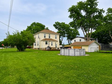 210 East 6th Avenue Clifton IL 60927