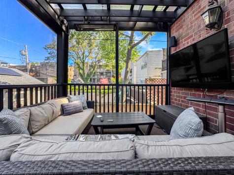 4219 North Winchester Avenue Chicago IL 60613