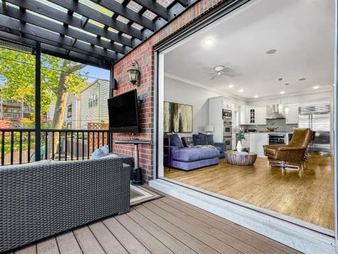 4219 North Winchester Avenue Chicago IL 60613