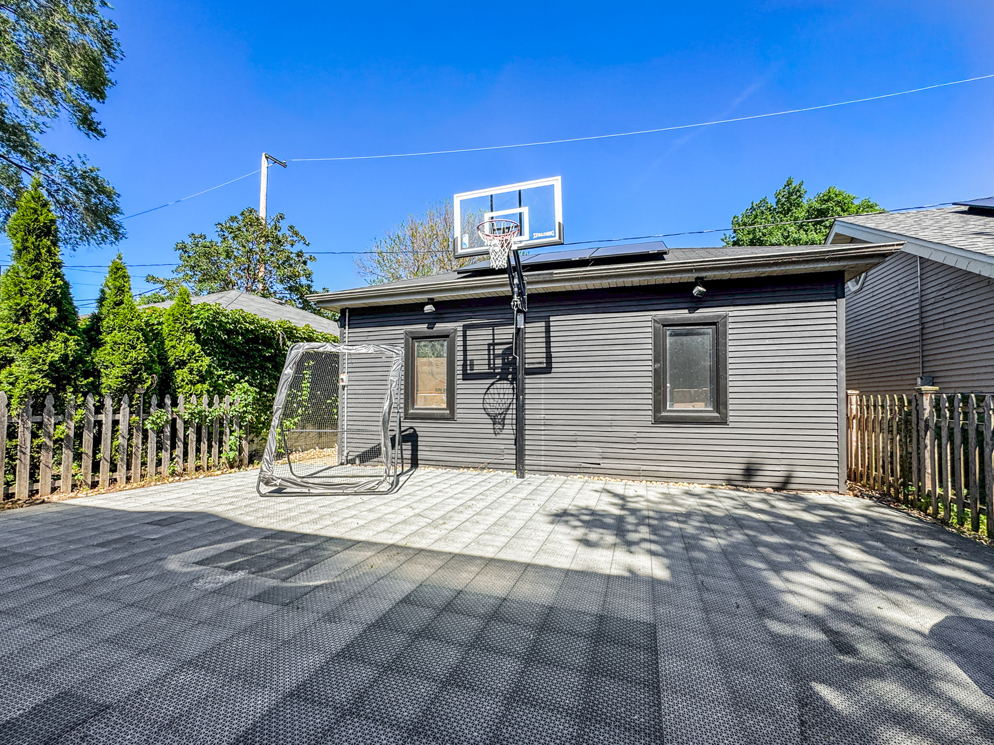 4219 North Winchester Avenue Chicago IL 60613