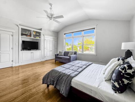 4219 North Winchester Avenue Chicago IL 60613