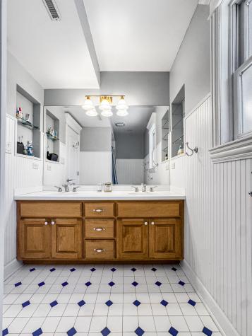 4219 North Winchester Avenue Chicago IL 60613